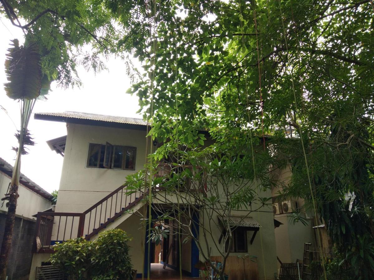 Sunny Hostel パーイ エクステリア 写真