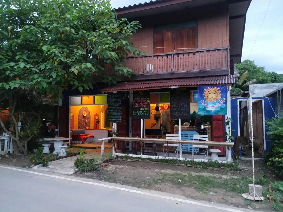 Sunny Hostel パーイ エクステリア 写真