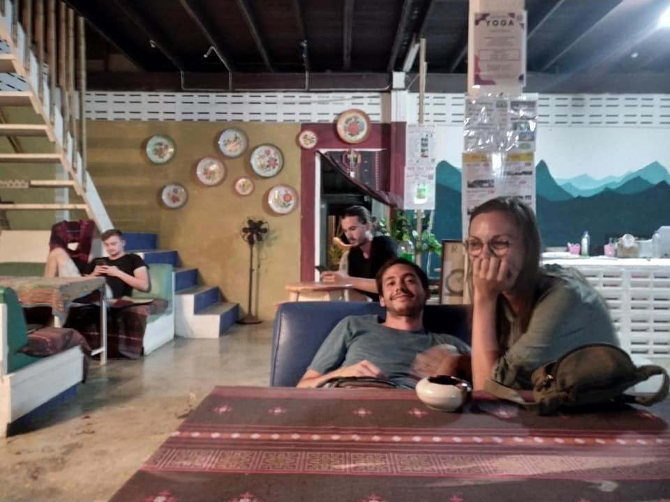 Sunny Hostel パーイ エクステリア 写真