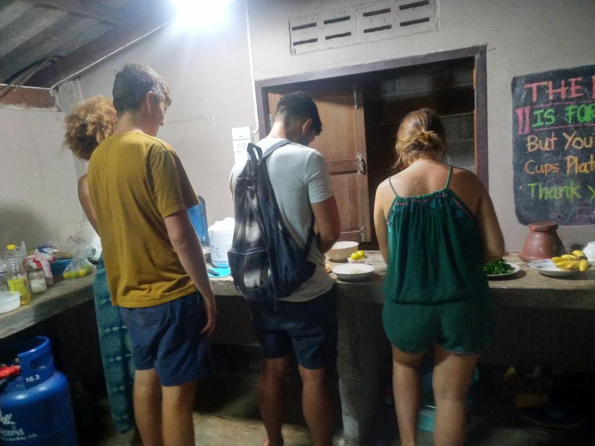 Sunny Hostel パーイ エクステリア 写真