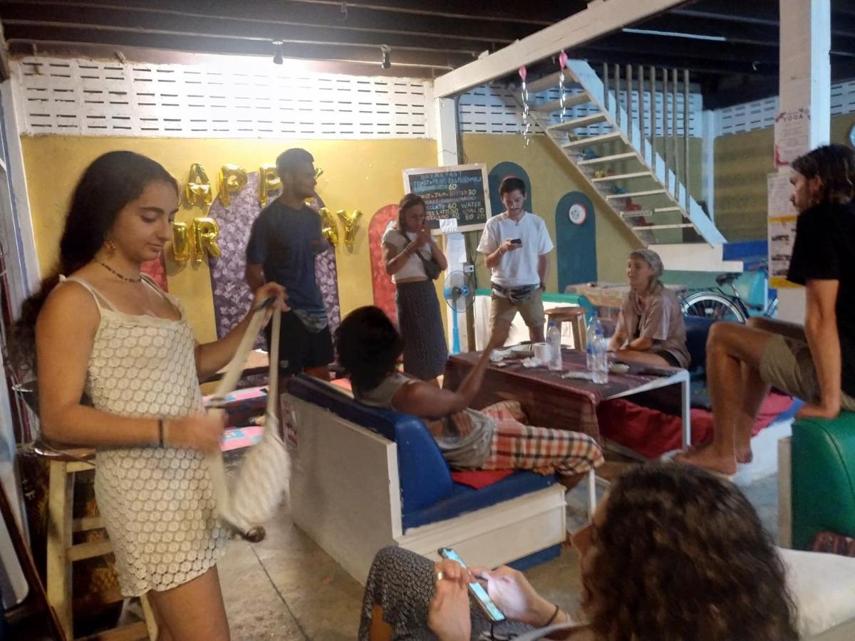 Sunny Hostel パーイ エクステリア 写真