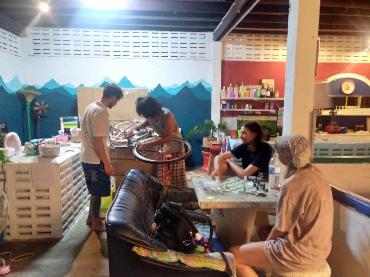 Sunny Hostel パーイ エクステリア 写真