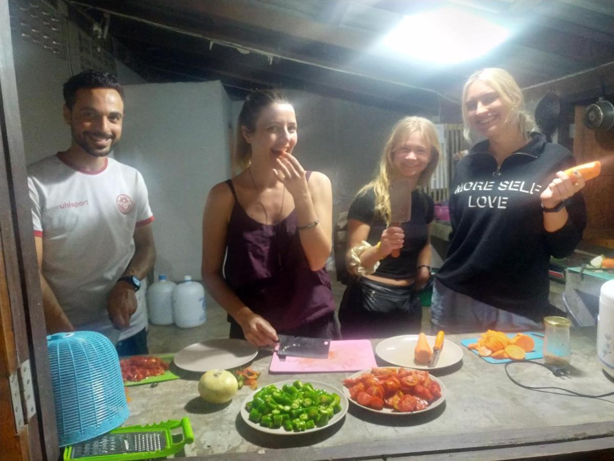 Sunny Hostel パーイ エクステリア 写真