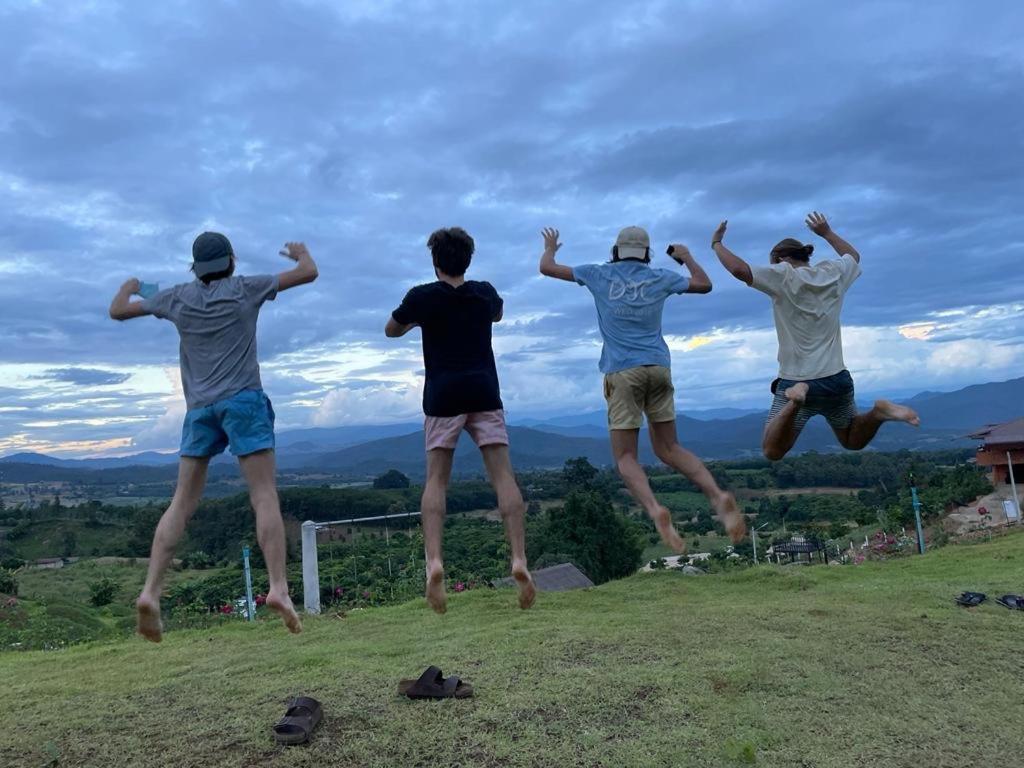Sunny Hostel パーイ エクステリア 写真